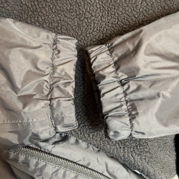 The North Face Boys Black/Gray Jacket Hoodie Warm Storm Full Zipper Size XL - Picture 7 of 11
